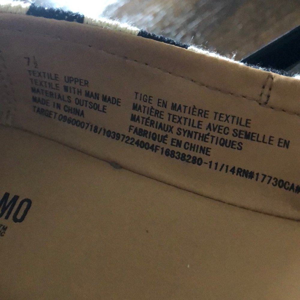 Mossimo Flats - Picture 2 of 5
